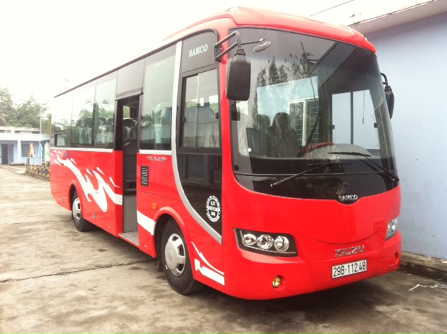 cho thuê xe cưới 35 chỗ Samco