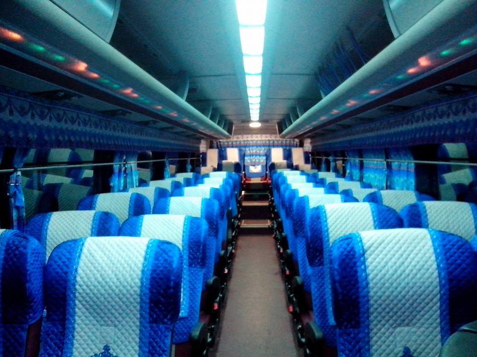 cho thuê xe cưới 35 chỗ Samco